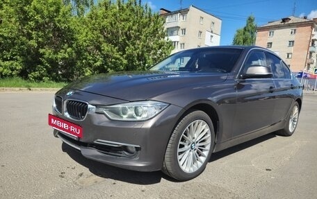 BMW 3 серия, 2012 год, 1 600 000 рублей, 13 фотография