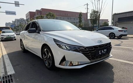 Hyundai Elantra, 2021 год, 1 030 000 рублей, 3 фотография