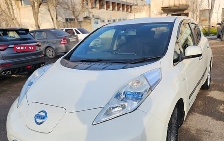 Nissan Leaf I, 2014 год, 710 000 рублей, 3 фотография