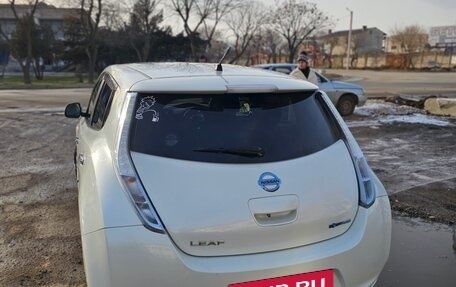 Nissan Leaf I, 2014 год, 710 000 рублей, 9 фотография