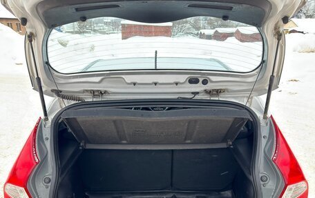 Hyundai Solaris II рестайлинг, 2011 год, 640 000 рублей, 7 фотография