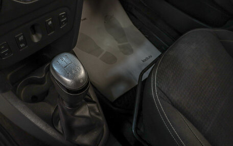 Renault Logan II, 2020 год, 639 000 рублей, 14 фотография