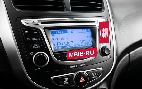 Hyundai Solaris II рестайлинг, 2013 год, 899 000 рублей, 13 фотография