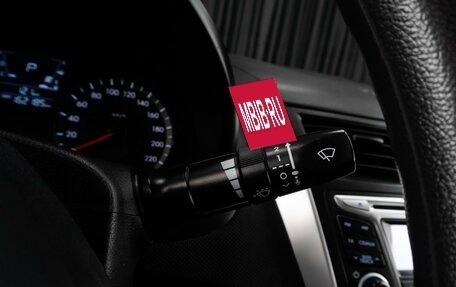 Hyundai Solaris II рестайлинг, 2013 год, 899 000 рублей, 18 фотография