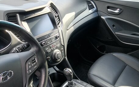 Hyundai Santa Fe III рестайлинг, 2018 год, 2 750 000 рублей, 4 фотография