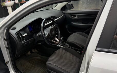 KIA Rio IV, 2018 год, 1 299 000 рублей, 7 фотография