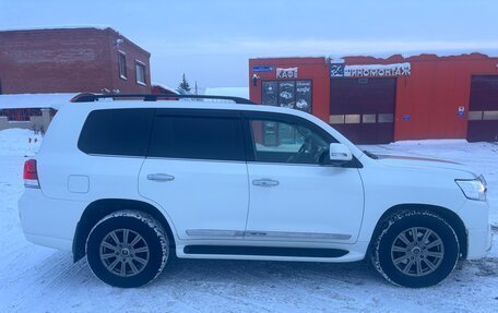 Toyota Land Cruiser 200, 2015 год, 5 300 000 рублей, 4 фотография