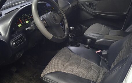 Chevrolet Niva I рестайлинг, 2003 год, 220 000 рублей, 10 фотография