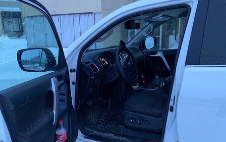 Toyota Land Cruiser Prado 150 рестайлинг 2, 2018 год, 6 785 324 рублей, 10 фотография