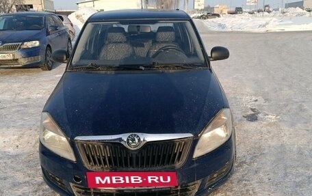 Skoda Fabia II, 2010 год, 315 000 рублей, 2 фотография