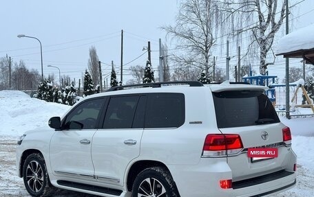 Toyota Land Cruiser 200, 2018 год, 6 700 000 рублей, 9 фотография