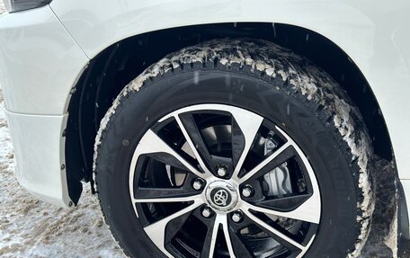 Toyota Land Cruiser 200, 2018 год, 6 700 000 рублей, 15 фотография