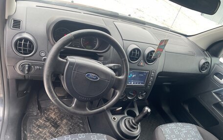 Ford Fusion I, 2005 год, 450 000 рублей, 10 фотография