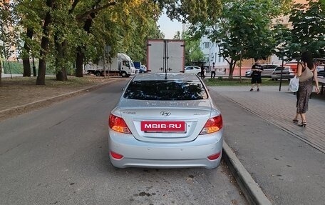 Hyundai Solaris II рестайлинг, 2013 год, 850 000 рублей, 6 фотография