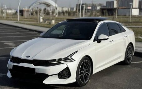 KIA K5, 2022 год, 2 470 000 рублей, 21 фотография