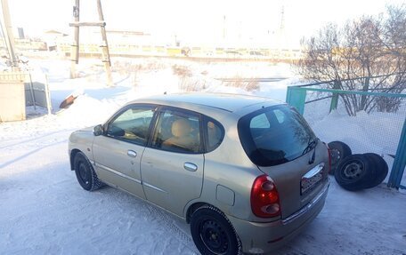 Toyota Duet, 2002 год, 180 000 рублей, 3 фотография