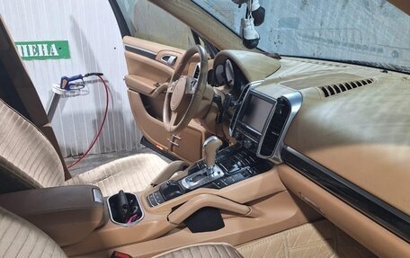 Porsche Cayenne III, 2010 год, 2 250 000 рублей, 11 фотография