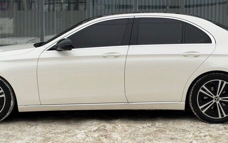 Mercedes-Benz E-Класс, 2017 год, 2 890 000 рублей, 6 фотография