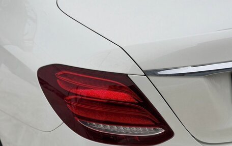 Mercedes-Benz E-Класс, 2017 год, 2 890 000 рублей, 17 фотография