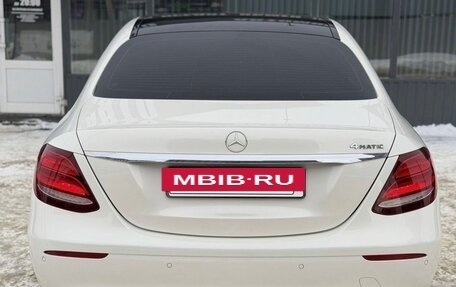 Mercedes-Benz E-Класс, 2017 год, 2 890 000 рублей, 9 фотография