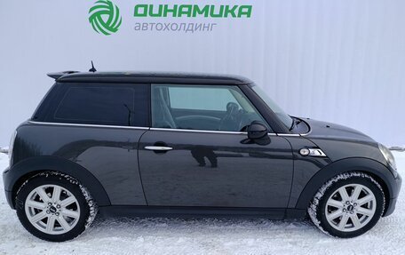 MINI Hatch, 2010 год, 1 050 000 рублей, 4 фотография