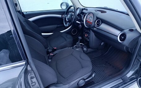 MINI Hatch, 2010 год, 1 050 000 рублей, 17 фотография