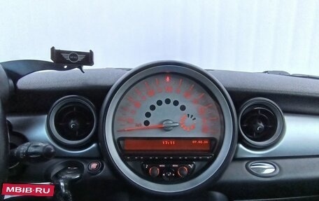 MINI Hatch, 2010 год, 1 050 000 рублей, 20 фотография