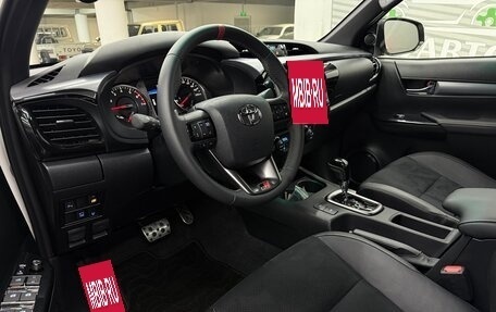 Toyota Hilux VIII, 2025 год, 7 350 000 рублей, 6 фотография