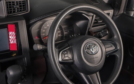 Toyota Roomy I, 2018 год, 1 099 000 рублей, 12 фотография