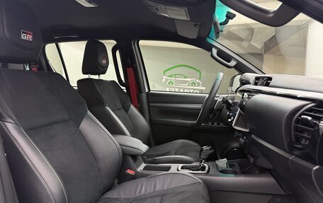 Toyota Hilux VIII, 2025 год, 7 350 000 рублей, 17 фотография