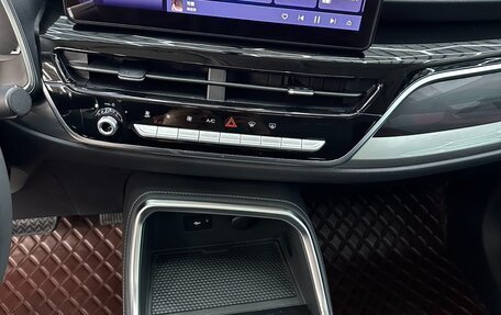 Haval H6, 2022 год, 1 290 000 рублей, 9 фотография