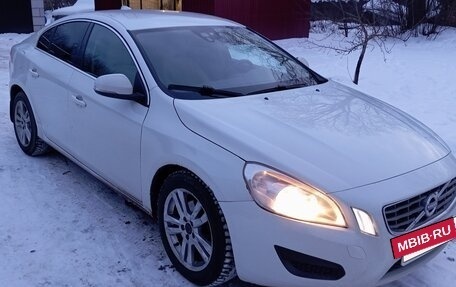 Volvo S60 III, 2011 год, 750 000 рублей, 2 фотография