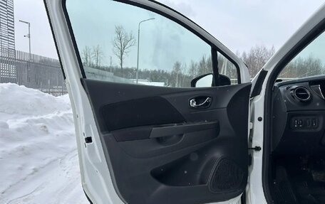 Renault Kaptur I рестайлинг, 2019 год, 930 000 рублей, 20 фотография