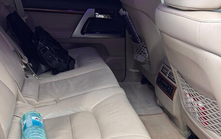 Toyota Land Cruiser 200, 2012 год, 3 550 000 рублей, 6 фотография