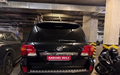 Toyota Land Cruiser 200, 2012 год, 3 550 000 рублей, 2 фотография