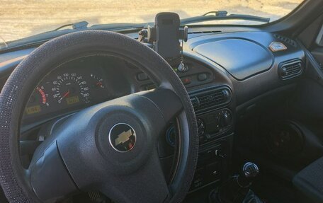 Chevrolet Niva I рестайлинг, 2017 год, 700 000 рублей, 5 фотография