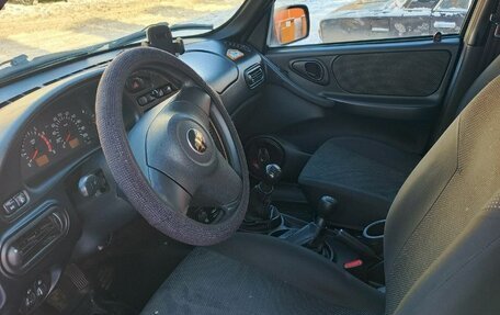 Chevrolet Niva I рестайлинг, 2017 год, 700 000 рублей, 7 фотография