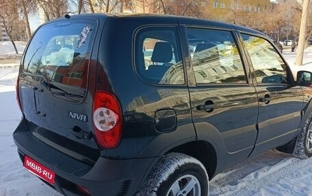 Chevrolet Niva I рестайлинг, 2017 год, 700 000 рублей, 4 фотография