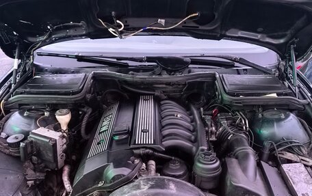 BMW 5 серия, 1997 год, 550 000 рублей, 9 фотография