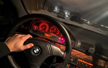 BMW 5 серия, 1997 год, 550 000 рублей, 11 фотография