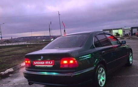 BMW 5 серия, 1997 год, 550 000 рублей, 3 фотография