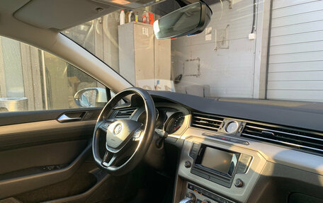 Volkswagen Passat B8 рестайлинг, 2016 год, 1 549 000 рублей, 9 фотография