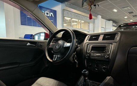 Volkswagen Jetta VI, 2014 год, 995 000 рублей, 8 фотография