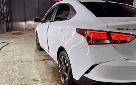 Hyundai Solaris II рестайлинг, 2021 год, 1 550 000 рублей, 3 фотография