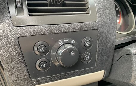 Opel Zafira B, 2008 год, 630 000 рублей, 15 фотография