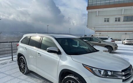 Toyota Highlander III, 2019 год, 4 600 000 рублей, 3 фотография