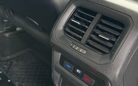 Volkswagen Tiguan II, 2018 год, 2 100 000 рублей, 7 фотография