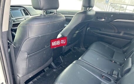 Toyota Highlander III, 2019 год, 4 600 000 рублей, 8 фотография