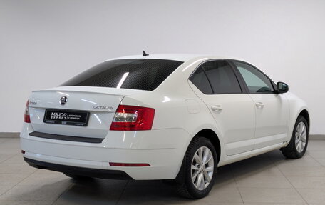 Skoda Octavia, 2018 год, 1 950 000 рублей, 5 фотография