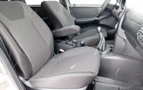 Chevrolet Niva I рестайлинг, 2018 год, 790 000 рублей, 13 фотография